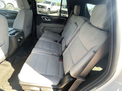Used 2022 GMC Yukon SLE RWD image 22