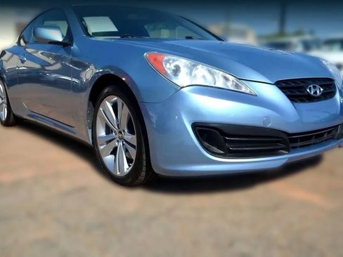 Used 2011 Hyundai Genesis 2.0T image 12