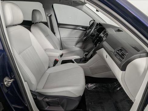 Used 2023 Volkswagen Tiguan SE image 20