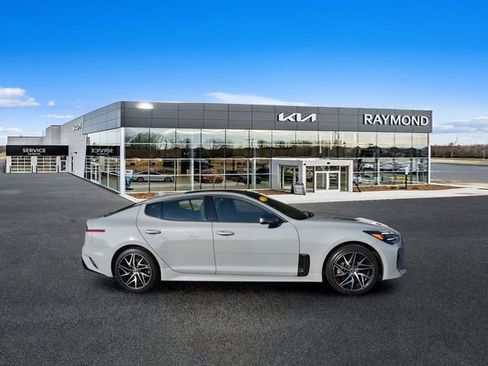 Used 2023 Kia Stinger GT-Line w/ Sun & Sound Package AWD/4WD image 2