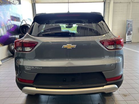 Used 2022 Chevrolet TrailBlazer LT AWD/4WD image 9