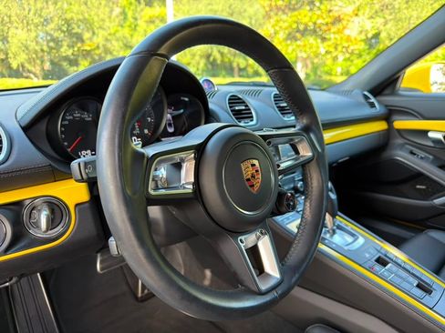 Certified 2019 Porsche 718 Boxster GTS RWD image 8
