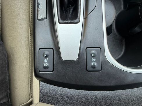 Used 2016 Acura RDX AWD w/ Technology Package image 23