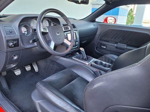 Used 2010 Dodge Challenger SRT8 w/ SRT Option Group II RWD image 10