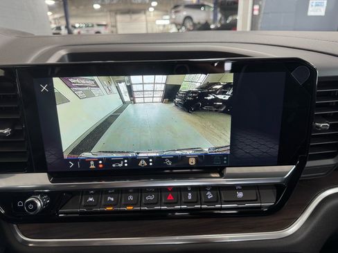 New 2026 GMC Sierra 1500 SLT image 28