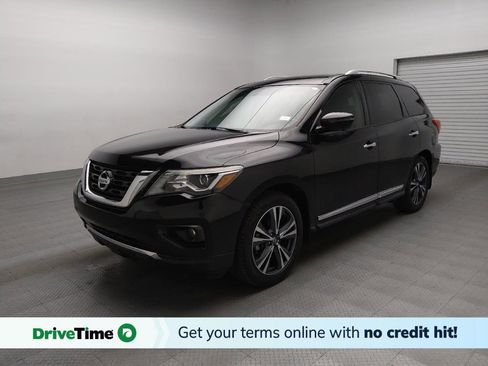 Used 2020 Nissan Pathfinder Platinum image 1