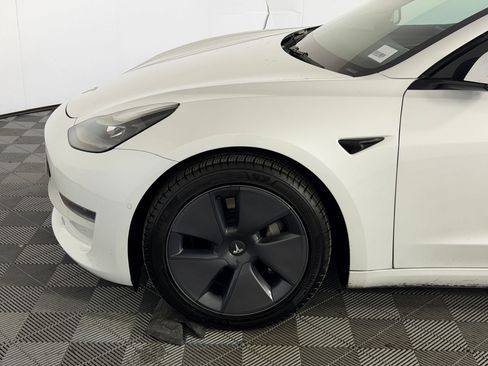 Used 2022 Tesla Model 3 RWD image 11