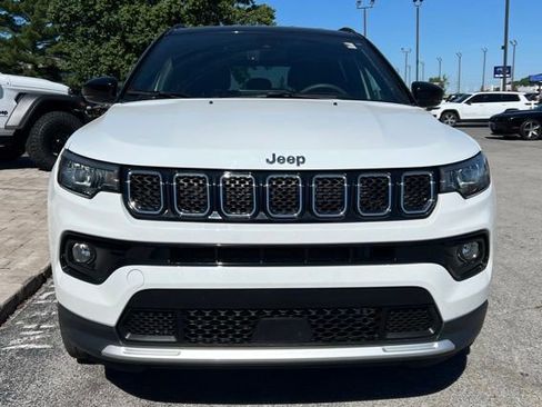 Used 2024 Jeep Compass Limited AWD/4WD image 4