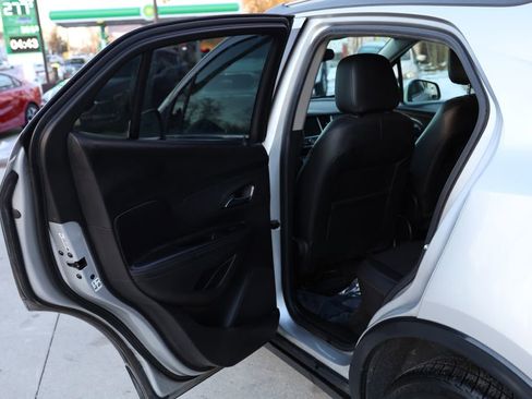 Used 2018 Buick Encore Preferred image 16