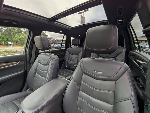 Used 2021 Cadillac XT6 Sport w/ Platinum Package image 22