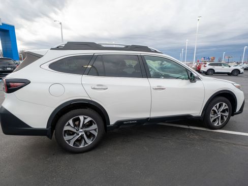 Used 2021 Subaru Outback Touring w/ Popular Package #2 image 6