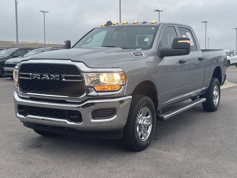 Used 2023 RAM 2500 Tradesman image 3