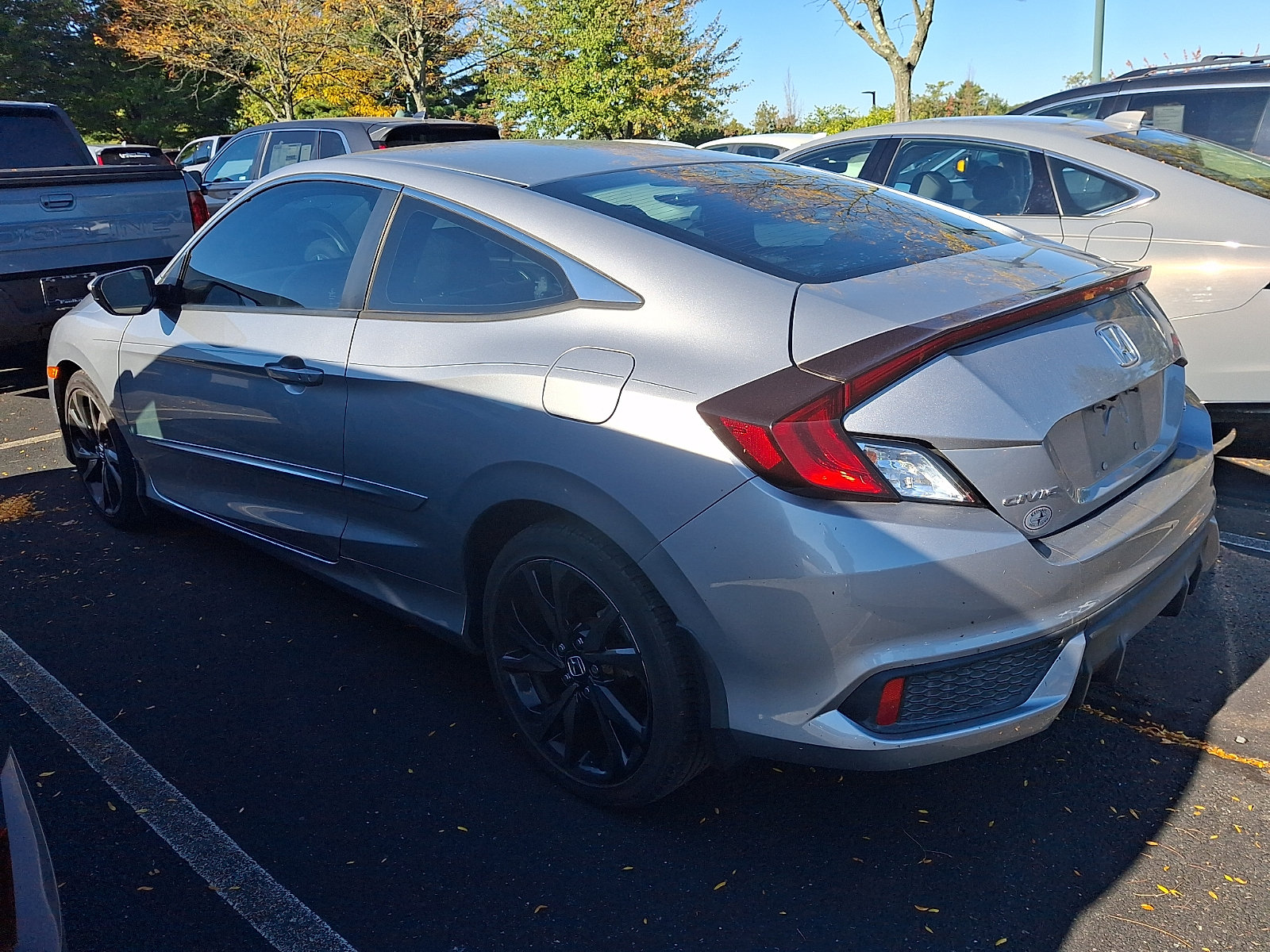 Used 2019 Honda Civic Sport image 4