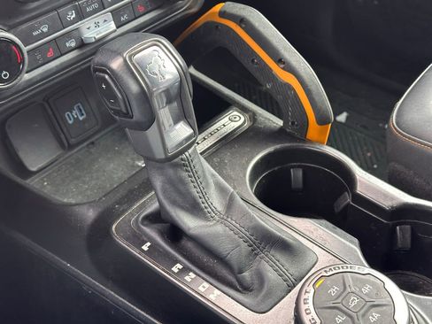 Used 2021 Ford Bronco Badlands image 31