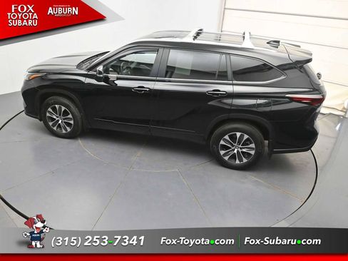 Used 2026 Toyota Highlander XLE AWD/4WD image 35