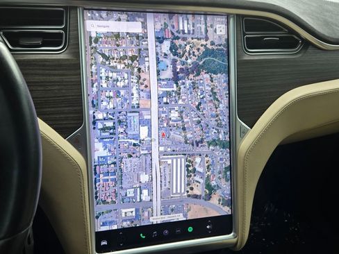 Used 2016 Tesla Model X P90D image 20