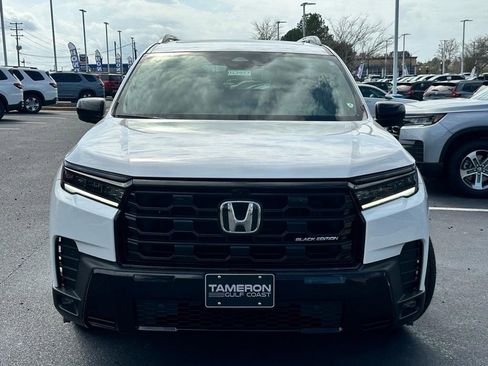 New 2026 Honda Pilot Black Edition image 16