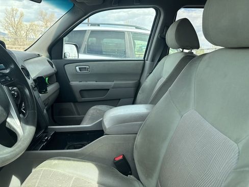 Used 2014 Honda Pilot EX image 3