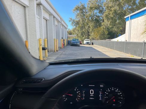 Used 2025 Jeep Compass Trailhawk image 34