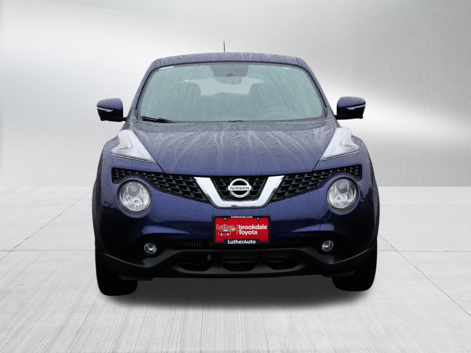 Used 2015 Nissan Juke SV w/ Technology Package AWD/4WD image 2