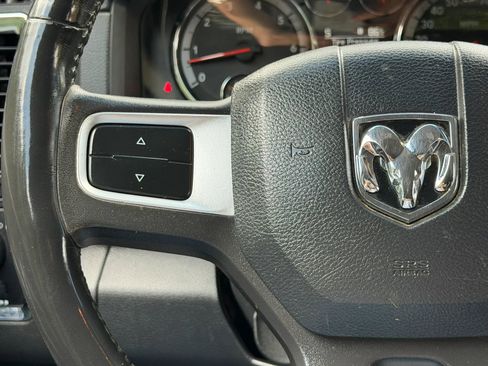Used 2011 RAM 1500 Laramie AWD/4WD image 32