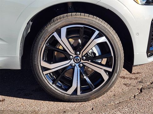 Used 2025 Volvo XC60 T8 Ultra w/ Protection Package Premier image 29