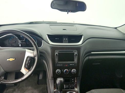 Certified 2017 Chevrolet Traverse LT w/ Style and Technology Package image 20