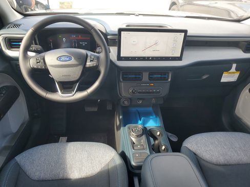 New 2025 Ford Maverick XLT w/ XLT Luxury Package image 12