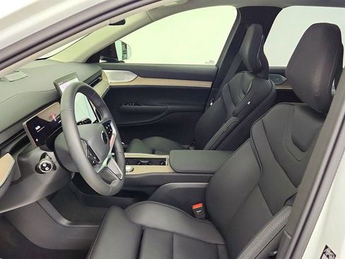 Used 2025 Volvo EX90 Ultra AWD/4WD image 20