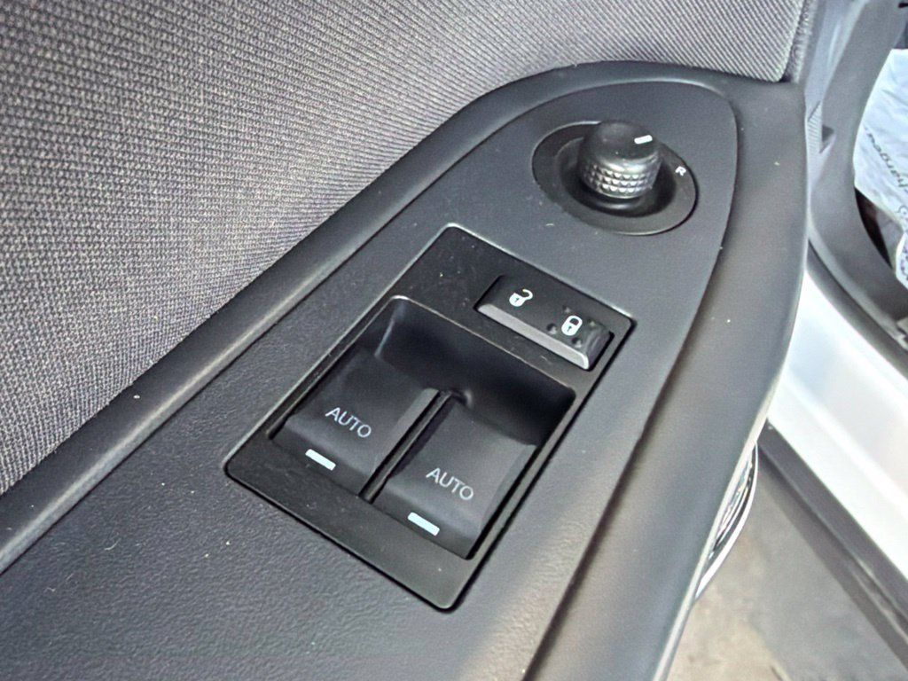 Used 2013 Dodge Challenger SXT w/ Super Sport Group RWD image 18