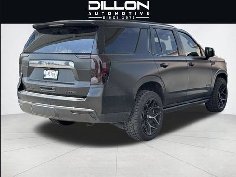 Used 2023 GMC Yukon AT4 w/ AT4 Premium Package AWD/4WD image 3