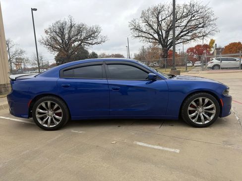 Used 2021 Dodge Charger SXT w/ Leather Interior Group image 21