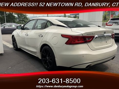 Used 2017 Nissan Maxima 3.5 SV w/ Interior Lighting Package FWD image 3