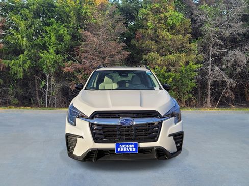 New 2026 Subaru Ascent Limited image 2