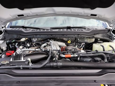 New 2026 Ford F250 Platinum w/ Tremor Off-Road Package image 43