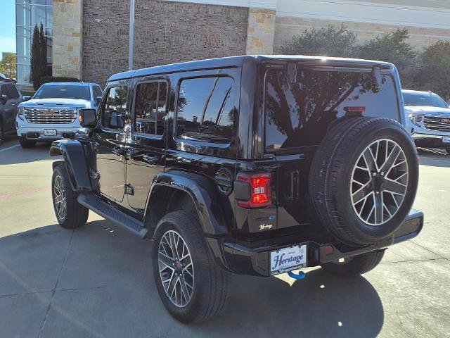 Used 2022 Jeep Wrangler Unlimited Sahara AWD/4WD image 25