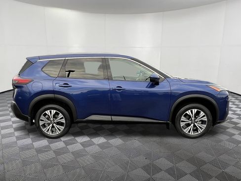 Used 2021 Nissan Rogue SV image 7