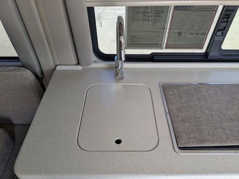 Used 2022 RAM ProMaster 3500 w/ Lane Management Group FWD image 17
