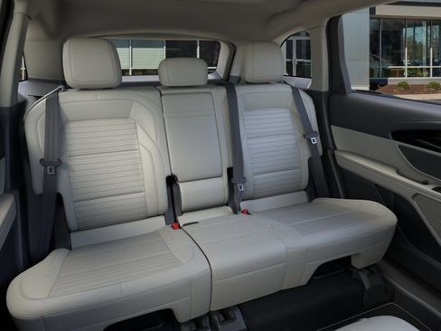 New 2026 Lincoln Nautilus Reserve w/ Jet Appearance Package image 11