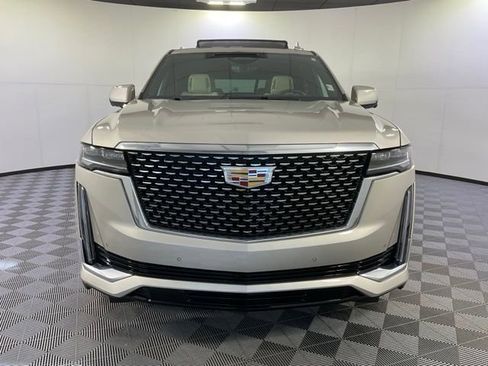 Certified 2023 Cadillac Escalade Premium Luxury w/ Performance Package image 2