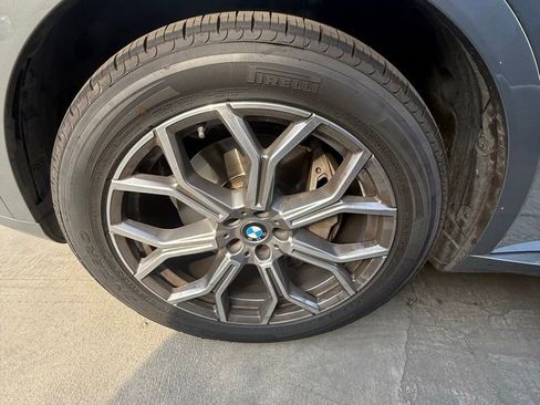 Used 2024 BMW X7 xDrive40i image 16