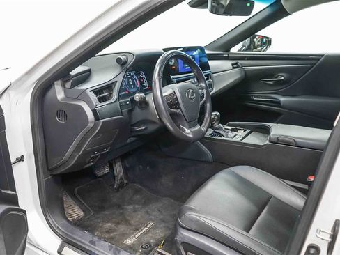 Used 2024 Lexus ES 350 image 18