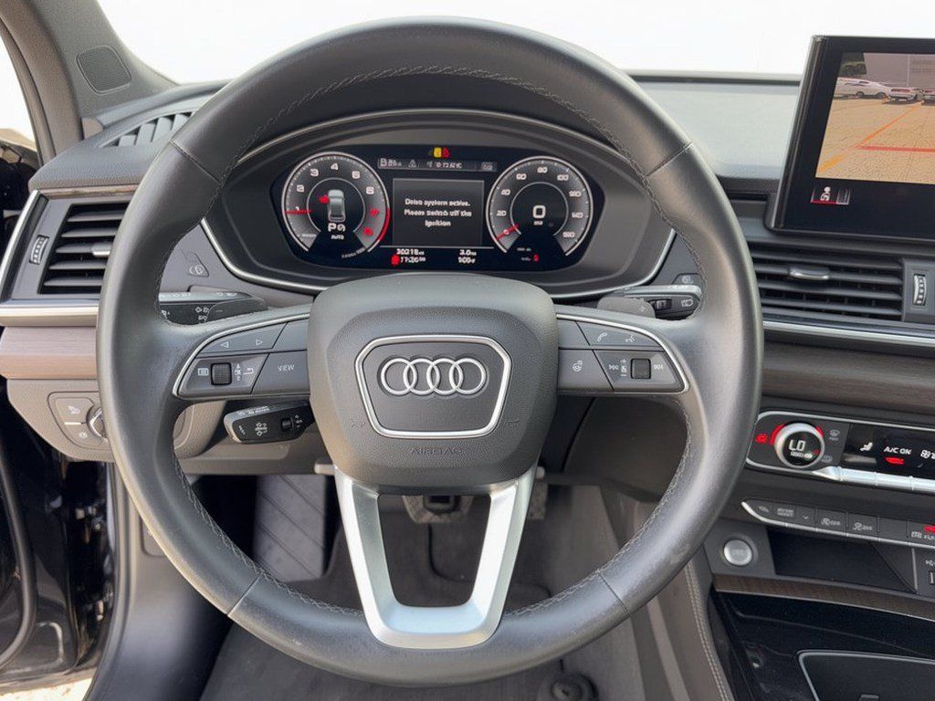 Used 2023 Audi Q5 2.0T Premium Plus w/ Premium Plus Package AWD/4WD image 10