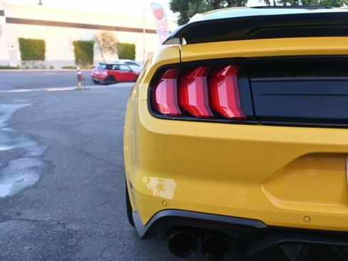 Used 2018 Ford Mustang GT image 9