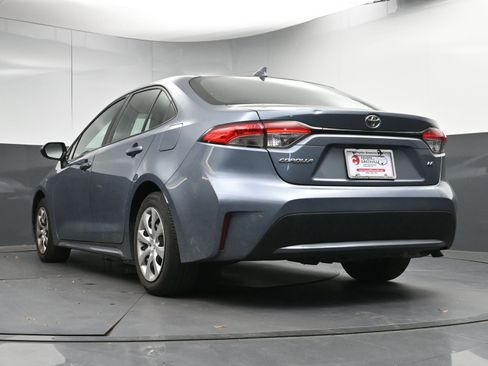 Used 2020 Toyota Corolla LE image 26