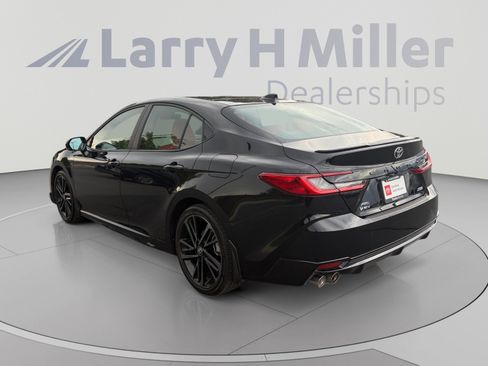 Used 2025 Toyota Camry XSE w/ Premium Package AWD/4WD image 3
