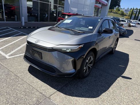 Used 2024 Toyota bZ4X AWD w/ Weather Package image 2