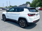 Used 2022 Jeep Compass Limited image 2