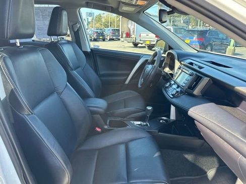 Used 2015 Toyota RAV4 Limited w/ Technology Package image 13