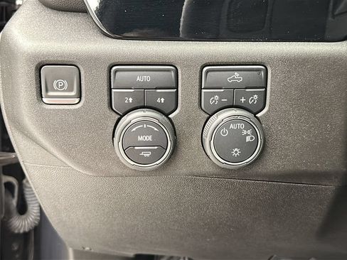 Used 2024 Chevrolet Silverado 1500 LT AWD/4WD image 21